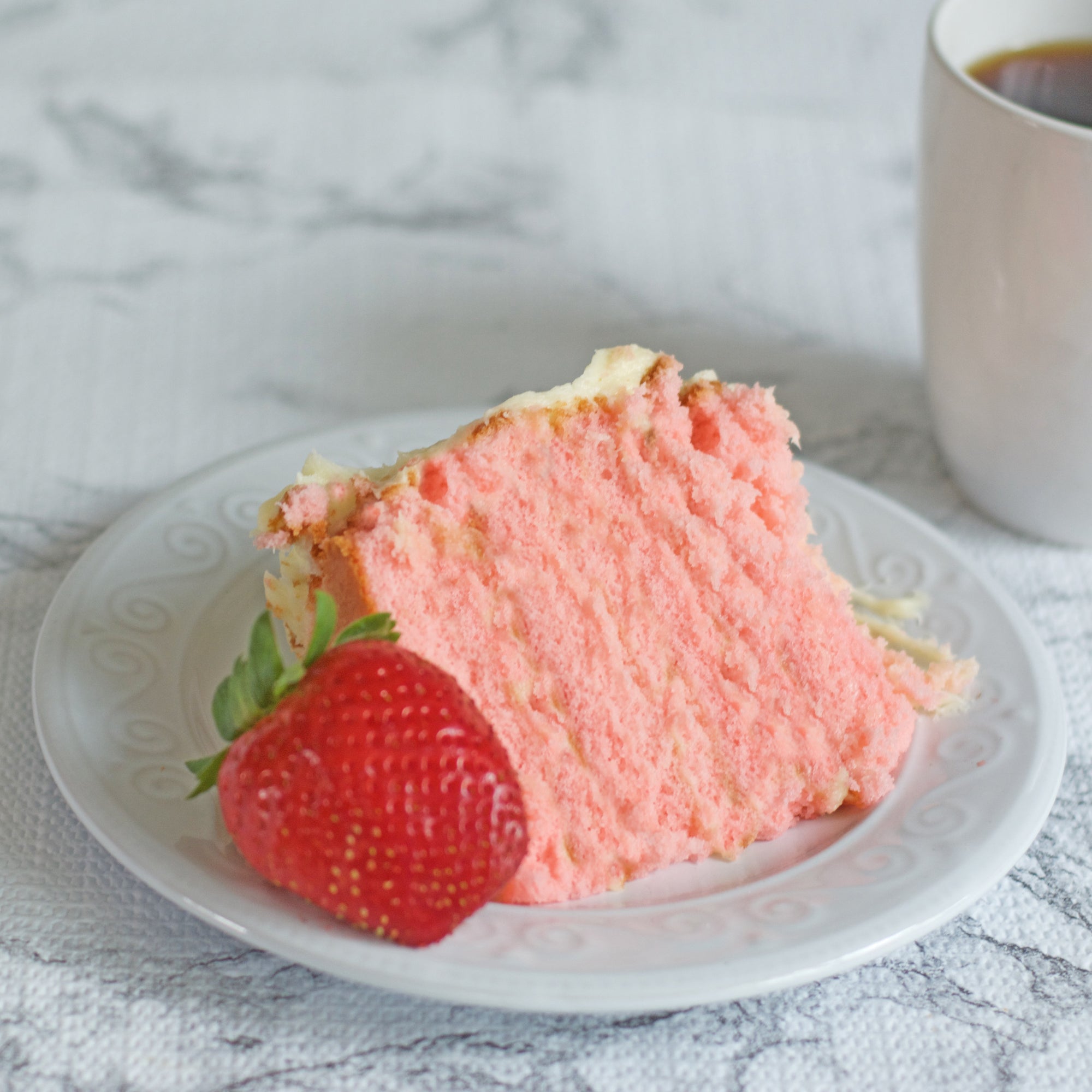 Strawberry Supreme Cake with Cream Cheese Frosting