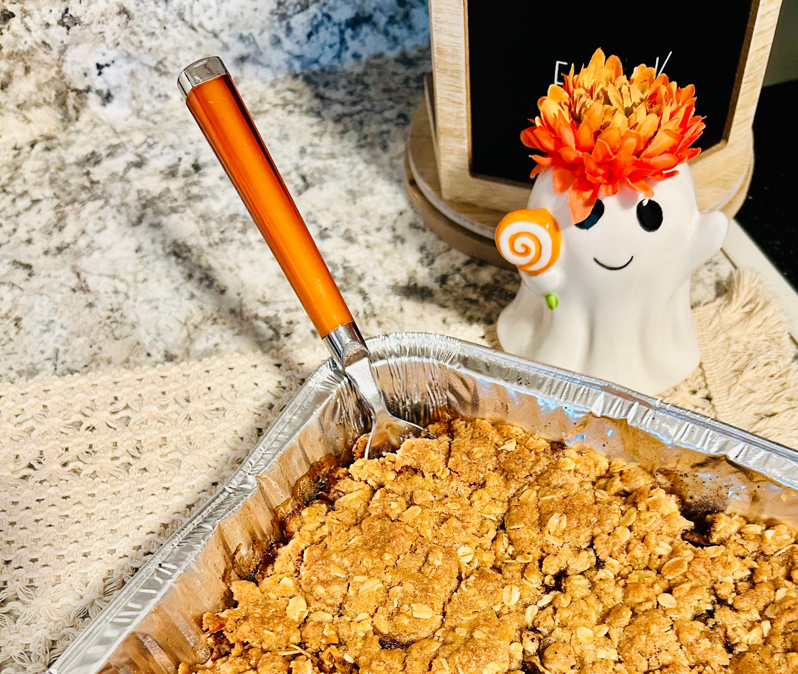Apple Crisp Recipe with Barnie's Creamy Buttery Caramel Coffee – Barnies Coffee & Tea Co.